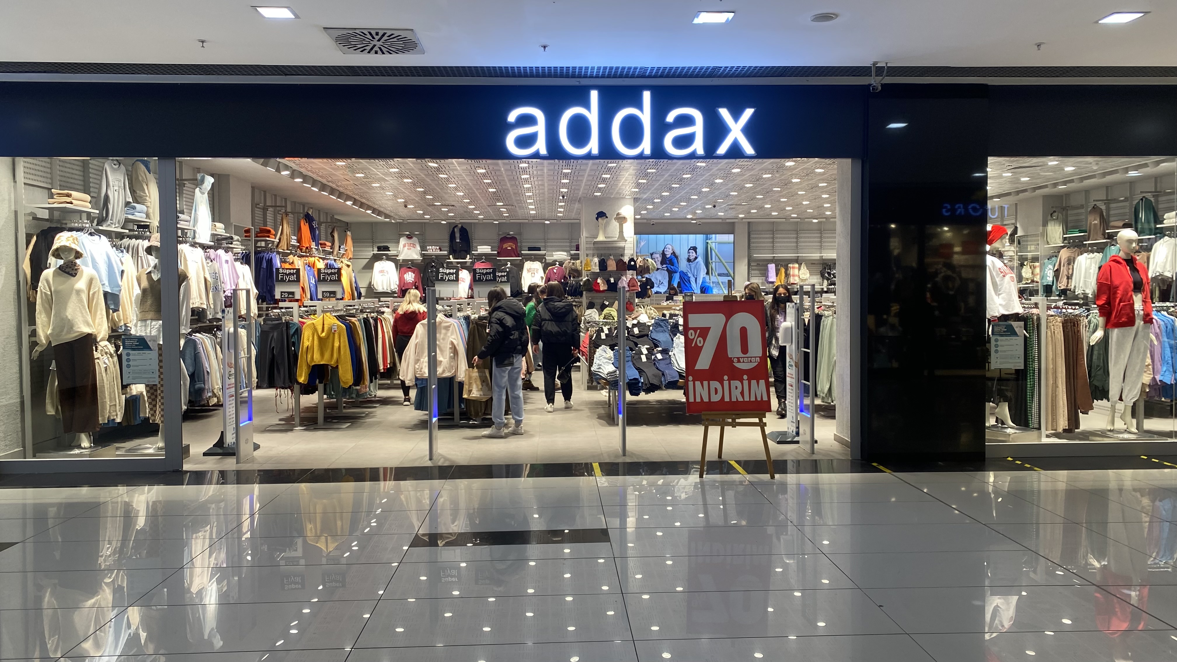 Addax - 32